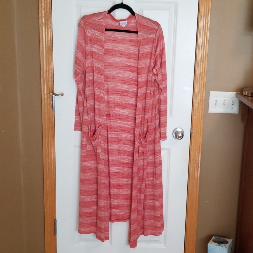 EUC Brick red and cream heathered Lularoe Sarah